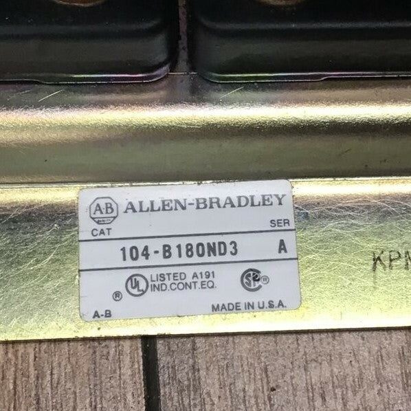ALLEN BRADLEY 104-B180ND3 REVERSING CONTACTOR SER.A 180A 660V GD473 COIL 120V
