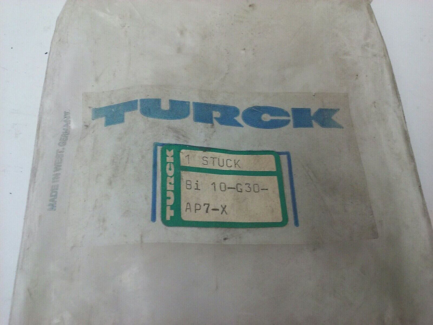 TURCK Bi10-G30-AP7-X PROXIMITY SWITCH 10-30V 250mA 10mm Bi10G30AP7X
