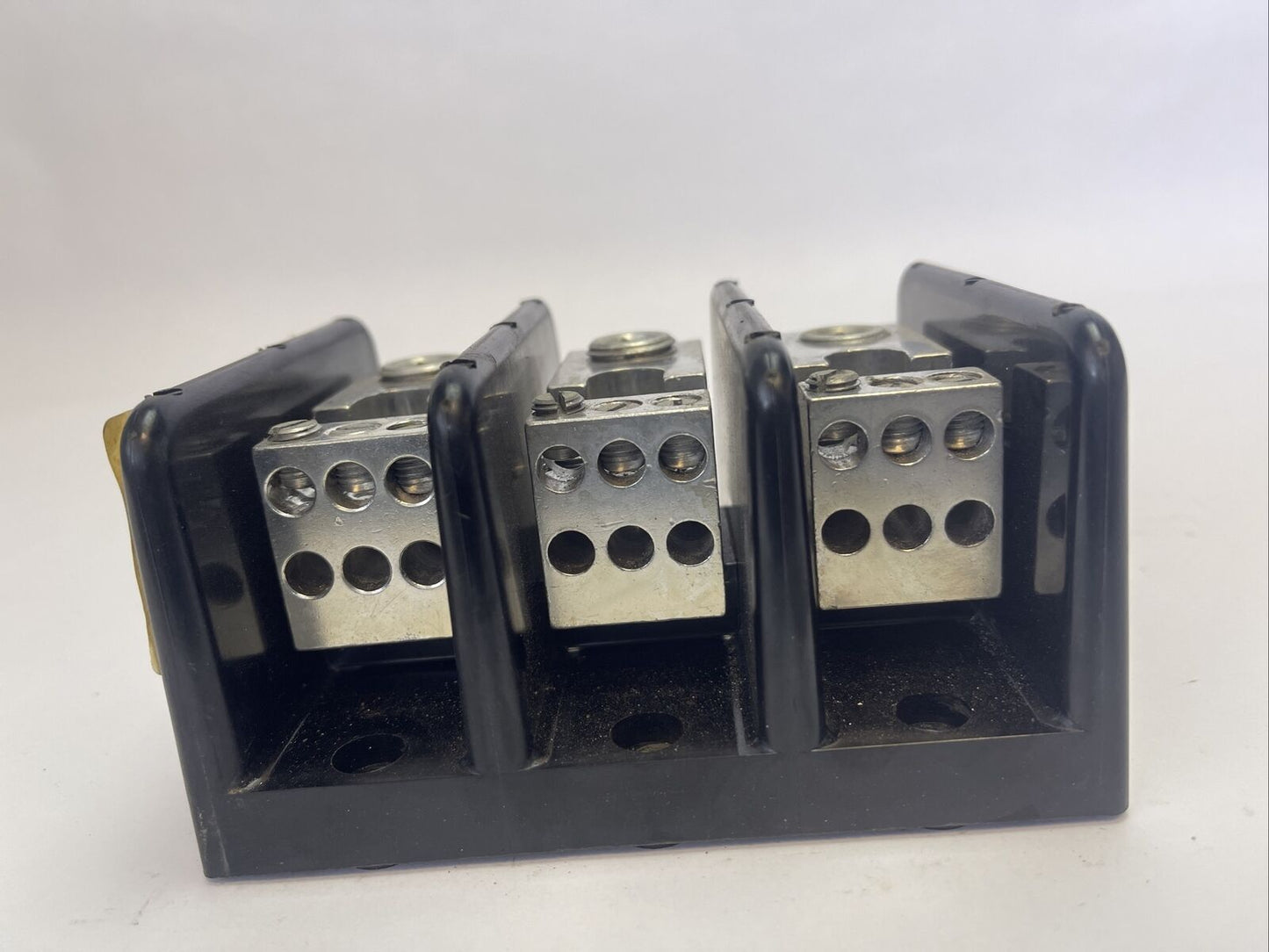 GOULD SHAWMUT 66033 DISTRIBUTION BLOCK 600V