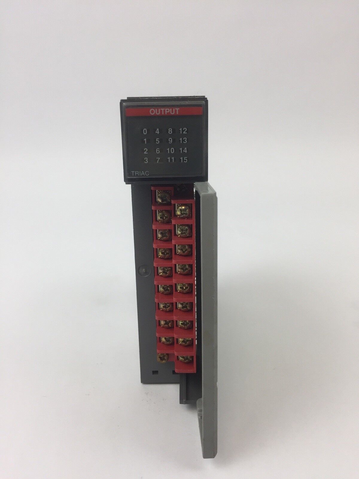 ALLEN BRADLEY 1746-0A16 SER C OUTPUT MODULE