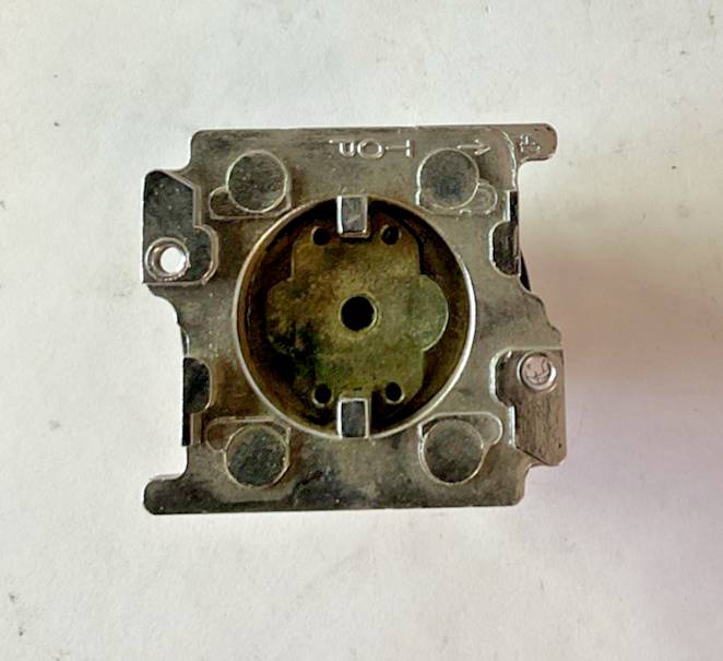 CUTLER-HAMMER 10250T112 LONG PUSHBUTTON OPERATOR RED SER.A1