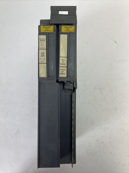 ALLEN BRADLEY 1771-OFC ANALOG OUTPUT MODULE (12 BIT) SERIES B FIRMWARE REV. A