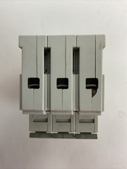 ALLEN BRADLEY 1492-CB3G200 MANUAL MOTOR CONTROLLER 2A 10HP 3P 480Y/277VAC SER C