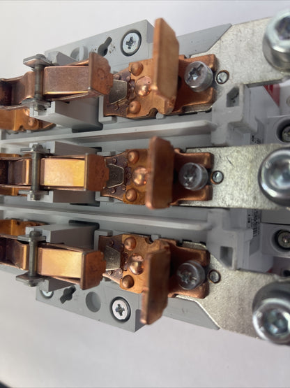 ALLEN BRADLEY 100S-D95EN22C CONTACTOR 600VAC 160A 75HP SER B 100S-D SER A