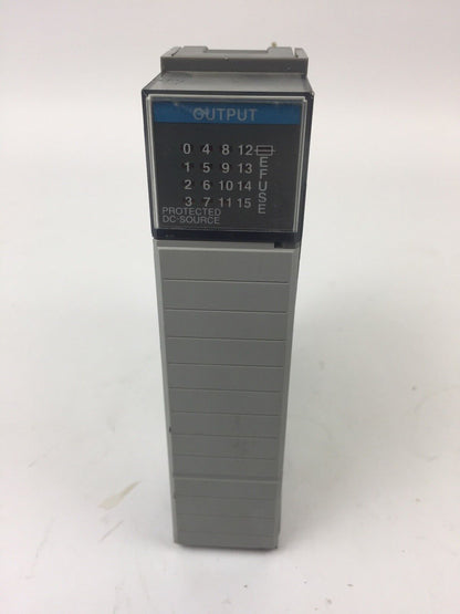 ALLEN BRADLEY 1746-0B16E OUTPUT MODULE SER B SLC500 10-30 VDC
