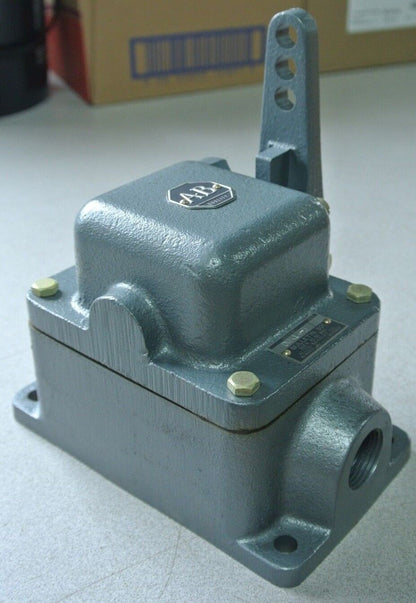 ALLEN-BRADLEY 801-DMK145, Ser. A - LIMIT SWITCH - NEW SURPLUS - 801-DMK14-5