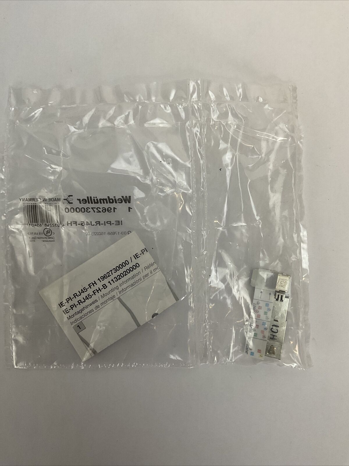 KUKA 4477976 KRC4 STECKERBEIPACK X66 (IE-PH-V14M-RJ + IE-PI-RJ45-FH)