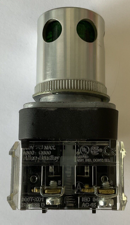 ALLEN BRADLEY 800T-QA24GD1 PUSHBUTTON GREEN SER.T 24VAC/DC