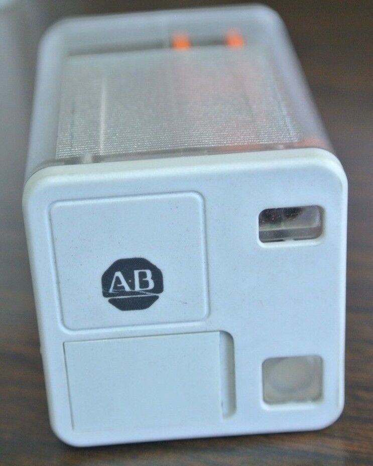 ALLEN-BRADLEY 700-HA33Z24-99 Ser. B - GENERAL PURPOSE RELAY - 24V - NEW SURPLUS