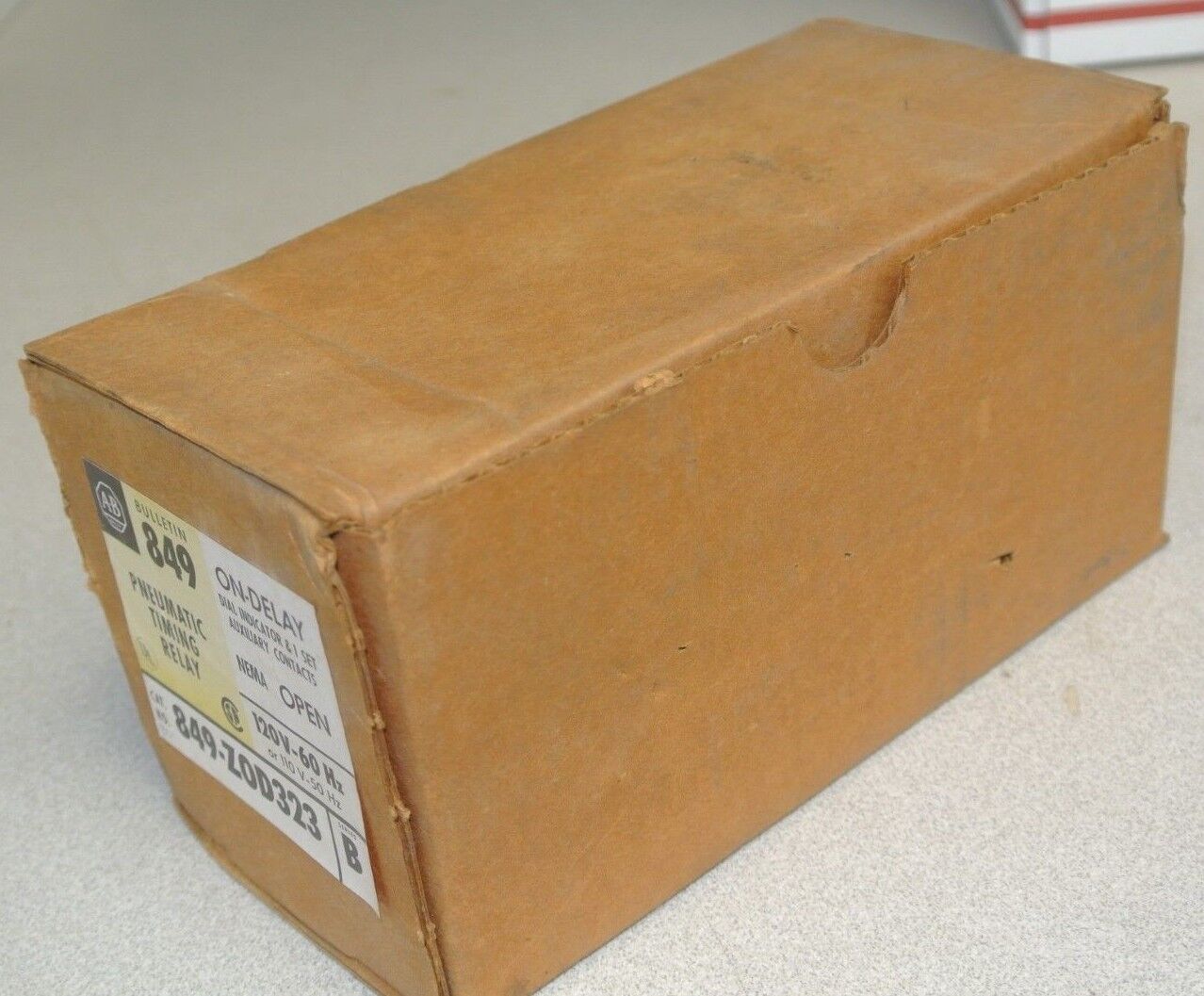 ALLEN-BRADLEY 849-ZOD323 PNEUMATIC TIMING RELAY / ON-DELAY / 120V - NEW SURPLUS