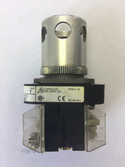 ALLEN BRADLEY 800T-QB24 PUSH BUTTON SER T 24V AC/DC *NO BULB NO CAP*