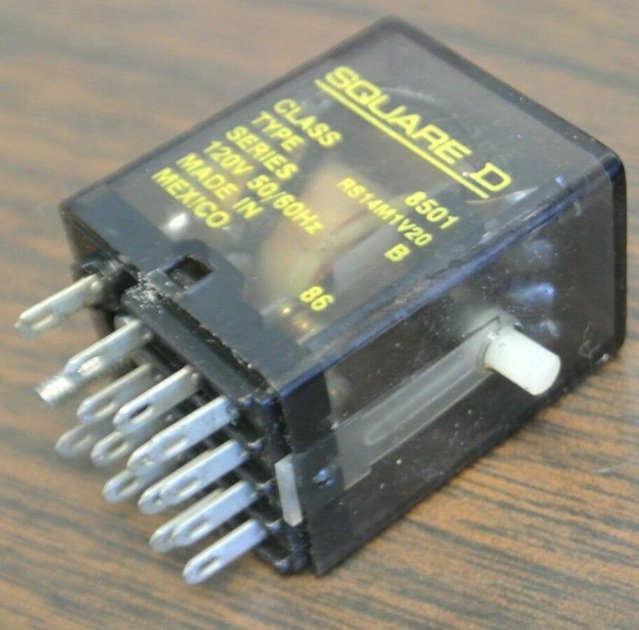 LOT of 4 / SQUARE D RS14M1V20 MINIATURE RELAY / 120V, 5A
