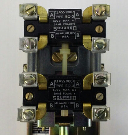 Square D 9050 BO-6E Timing Relay - Class 9050, Type BO-6E, Series D
