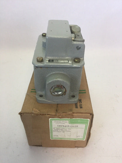 GE CR2940AJ202A HEAVY DUTY PUSH BUTTON STATION 2 UNIT 600V MOMENTARY PB NEMA 4