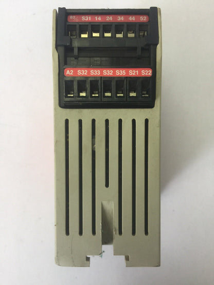 BANNER ES-GA-5A MACHINE SAFETY RELAY 24VDC OR 115VAC 250mA/100mA