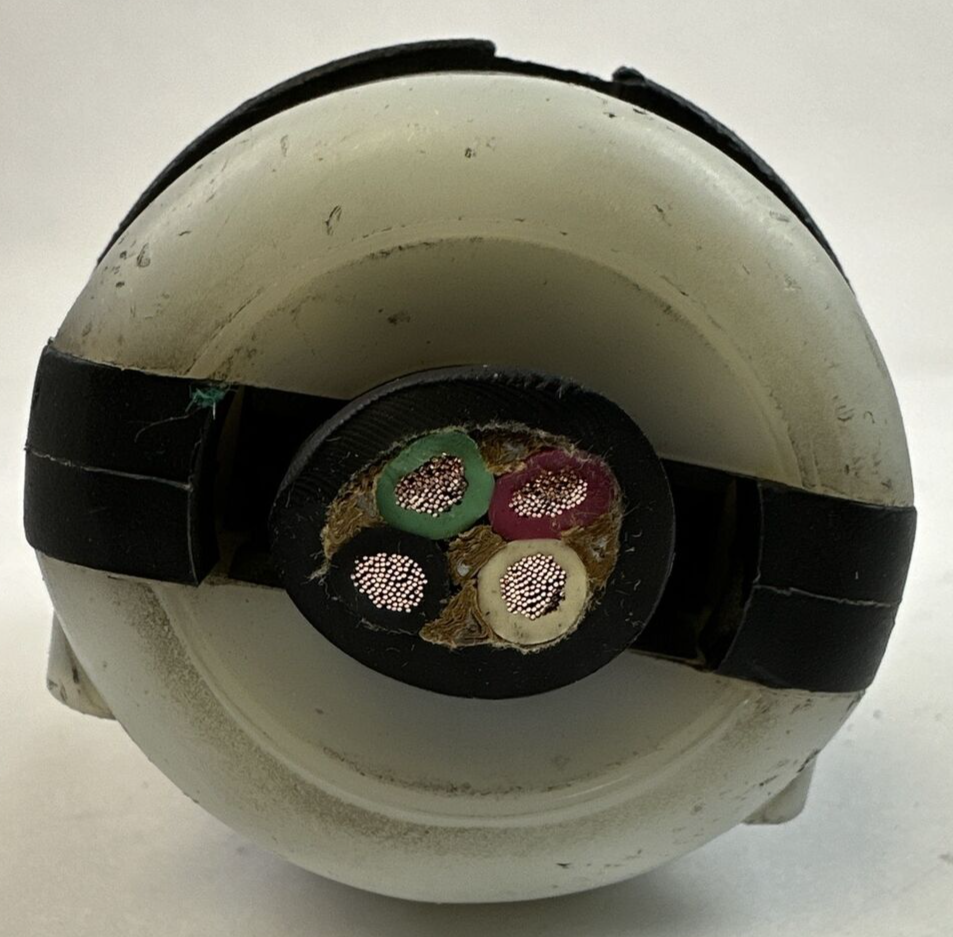 HUBBELL HBL2723 TWIST LOCK CONNECTOR 30A 250VAC