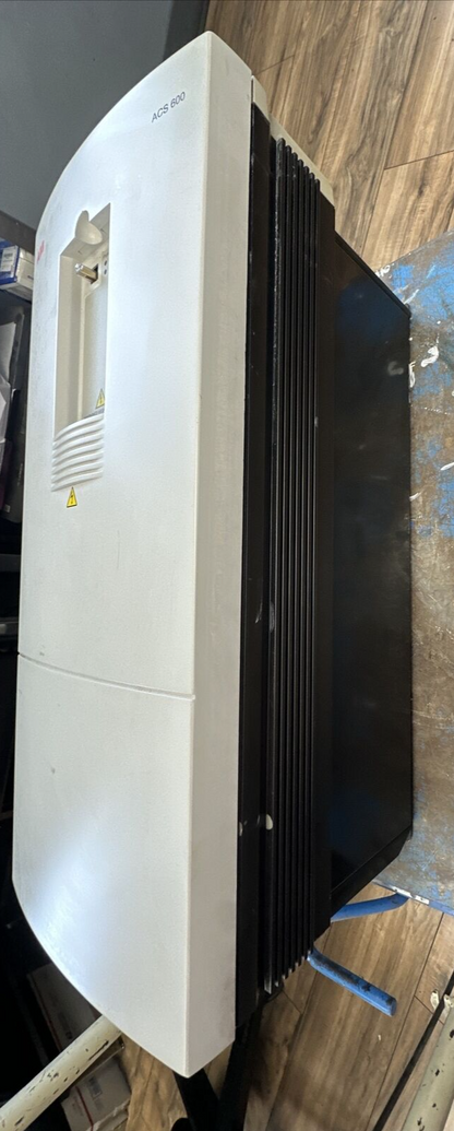 ABB ACS601-0060-5-000B1200010 AC DRIVE 3PH 380-500VAC 65/58A 48-63HZ ACS600