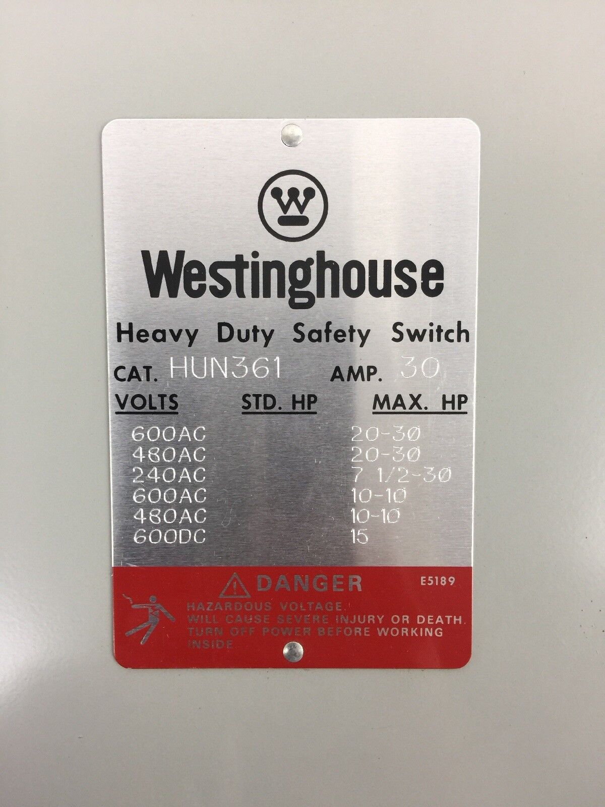 WESTINGHOUSE HUN361 30 AMPS 600 VAC 3 POLES NON-FUSIBLE SAFETY SWITCH
