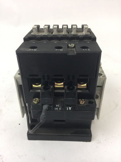 ABB BE50 CONTACTOR 600V 65A 3 POLE COIL 24VDC WITH CA L7 & CD L7 AUXILIARY CONTA