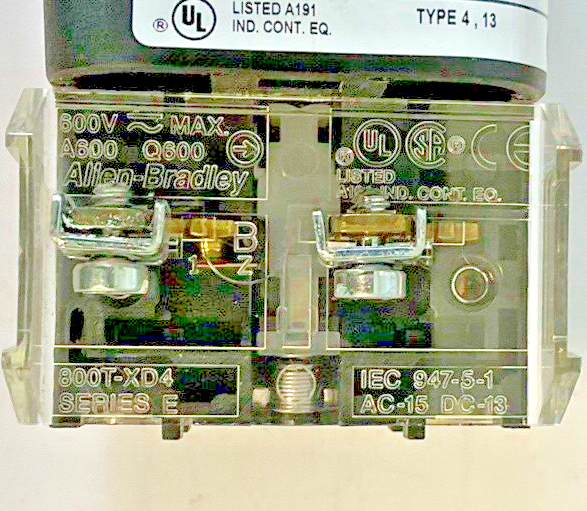 ALLEN BRADLEY 800T-FXT6A1 PUSH BUTTON SER.T W/ 800T-XD4