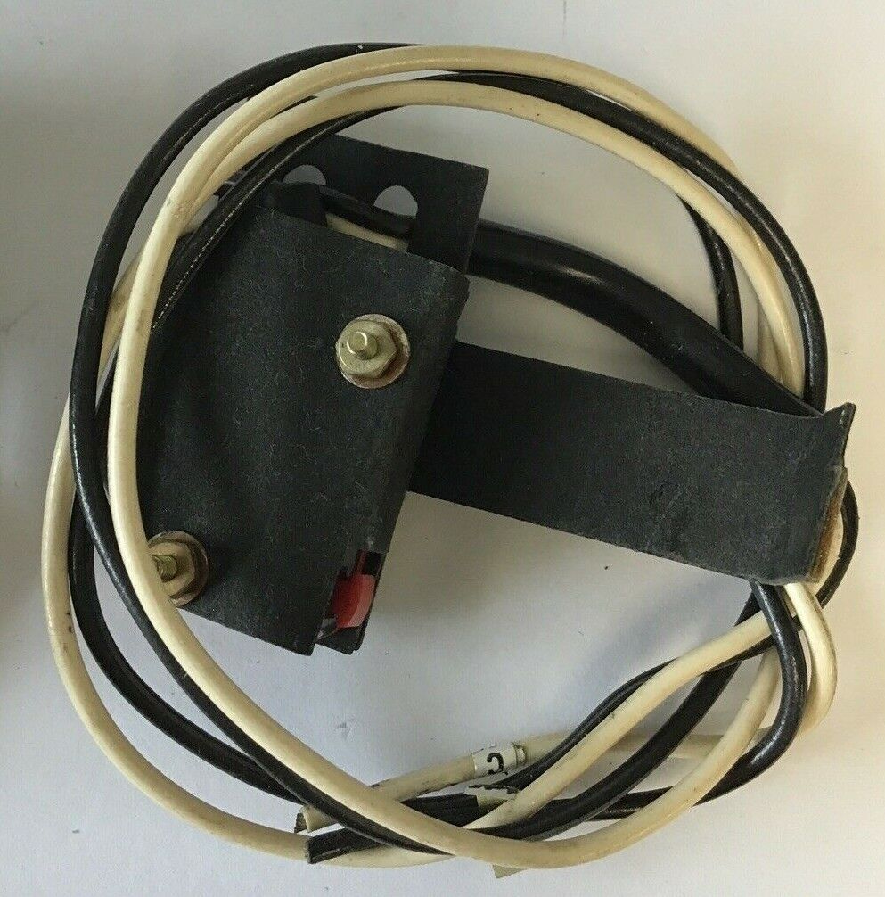 ITE S01EE4R3 AUXILIARY SWITCH 240V  60HZ