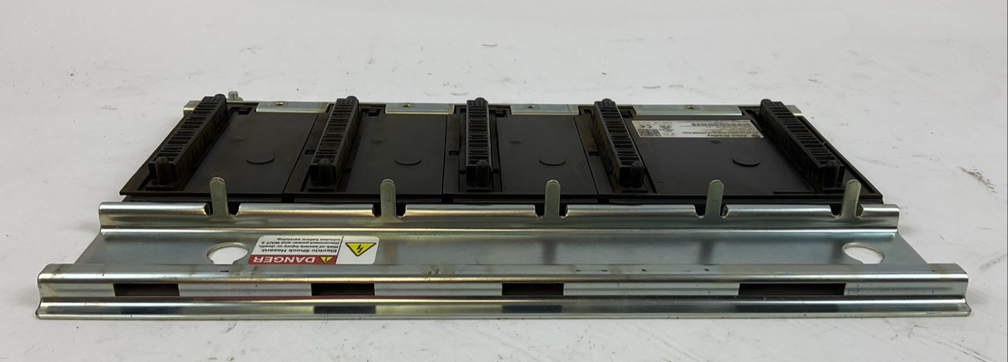 ALLEN BRADLEY 2094-PRS4 SER A 4 AXIS SLIM POWER RAIL BUSS 325/650VDC 70A CONTROL
