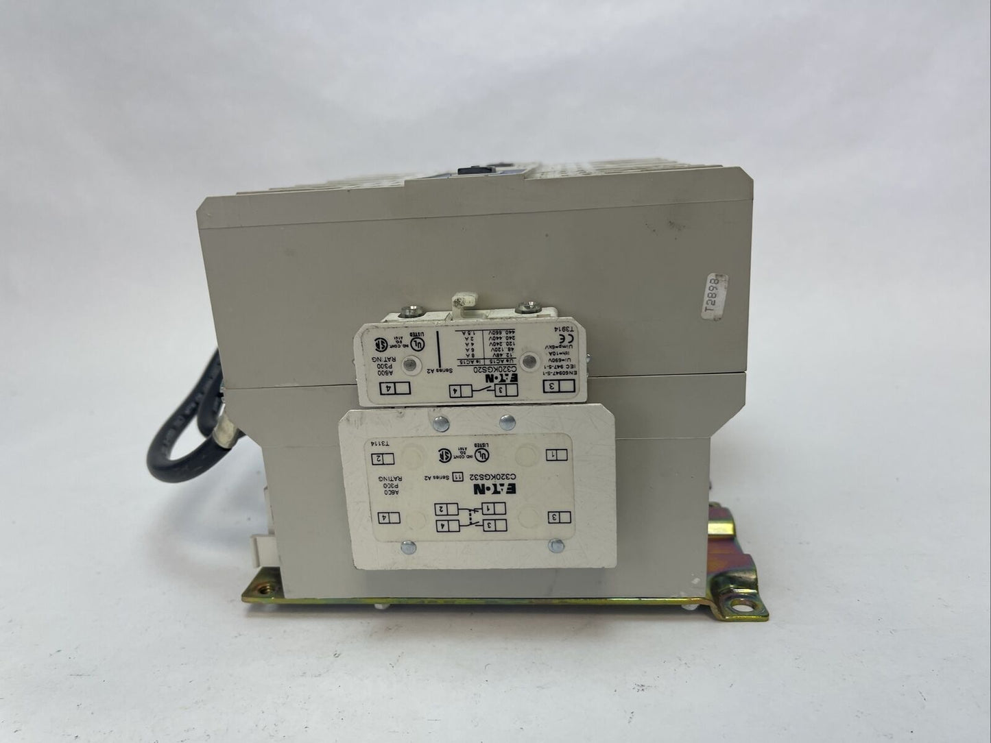 CUTLER HAMMER EATON CN15KN3 SIZE 3 REVERSING CONTACTOR SER A1 600VAC 90A 50HP