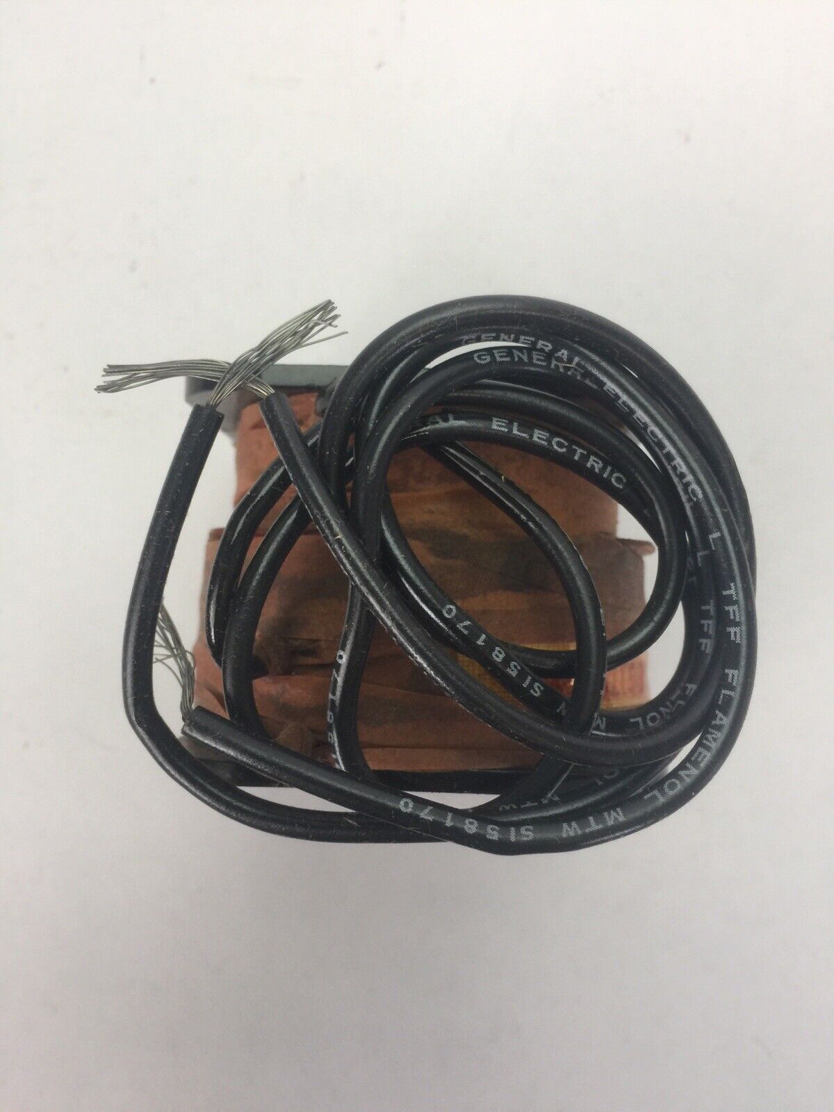 GE 3021506 COIL