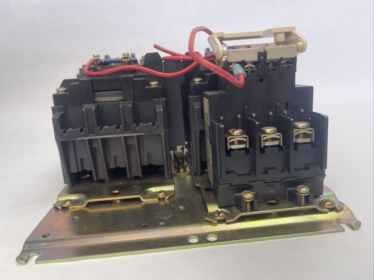 ALLEN BRADLEY 505-BOD-A2D REVERSING STARTER SIZE 1 SER C 600VAC 27A 10HP COIL