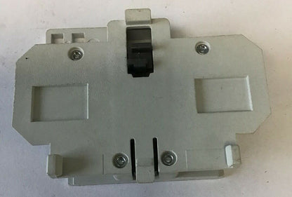 CUTLER HAMMER C320KGS1 AUXILIARY CONTACT SERIES A2 ****LOTOF2****