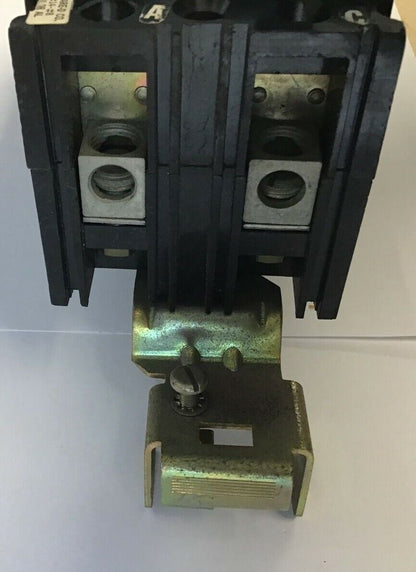 SQUARE D FA22015AC CIRCUIT BREAKER 240VAC/250VDC 2POLE
