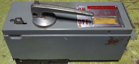 GE General Electric DD2D1321 - 30 Amp 3-Pole 240V QMR Fusible Interrupter Switch
