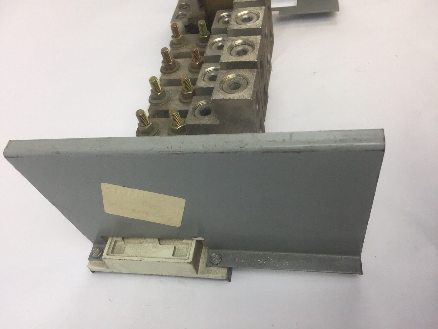 GE SPECTRO SERIES ANK120 NEUTRAL ASSEMBLY MOD 1 1200A MAX
