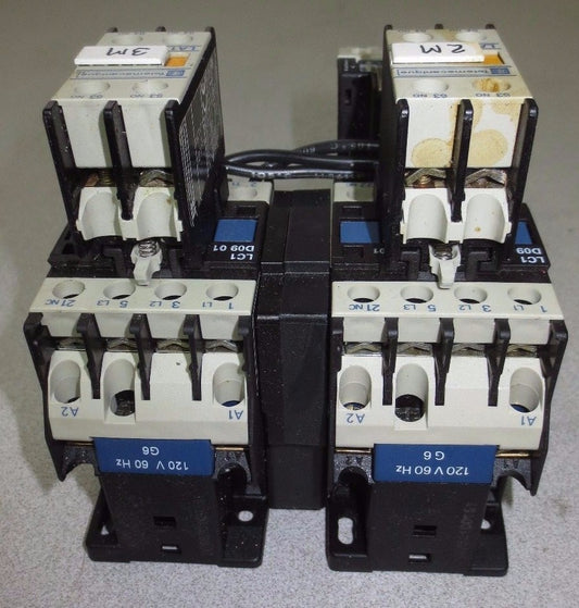TELEMECANIQUE LC1 D09 1 CONTACTOR (2) + LA1 DN 20 (2) + LR2 D13 TIMER
