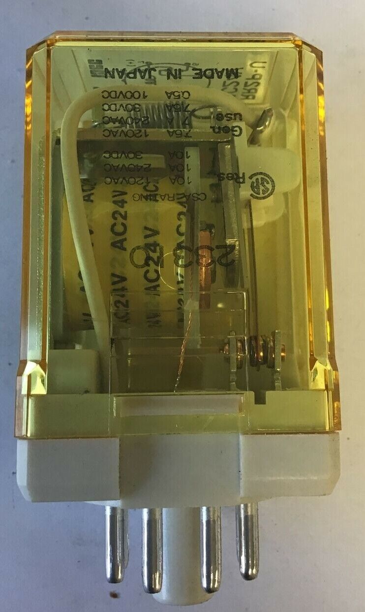 IDEC RR2P-U RELAY 24VAC ***LOTOF3***