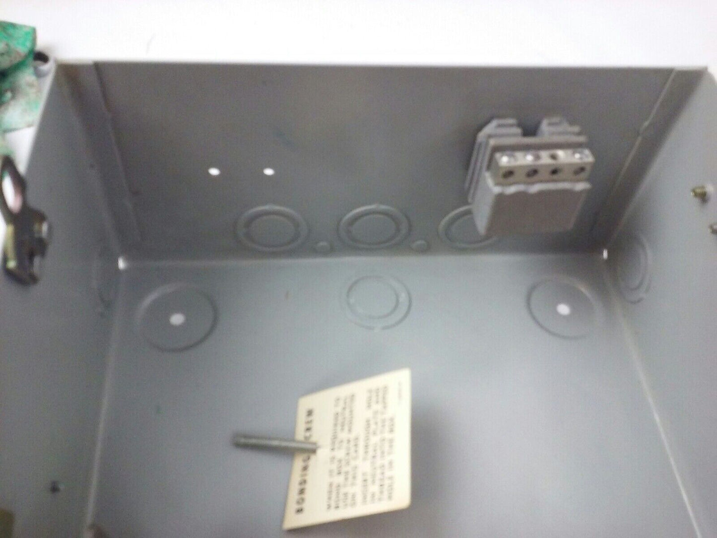 CHALLENGER H1332SN SAFETY SWITCH, TYPE 1 INDOOR, 30A, 240V, FUSIBLE, NEW