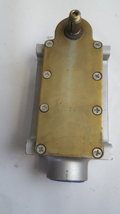 New Namco EA170-41100 Snap-Lock Limit Switch 600 Vac 20 Amps