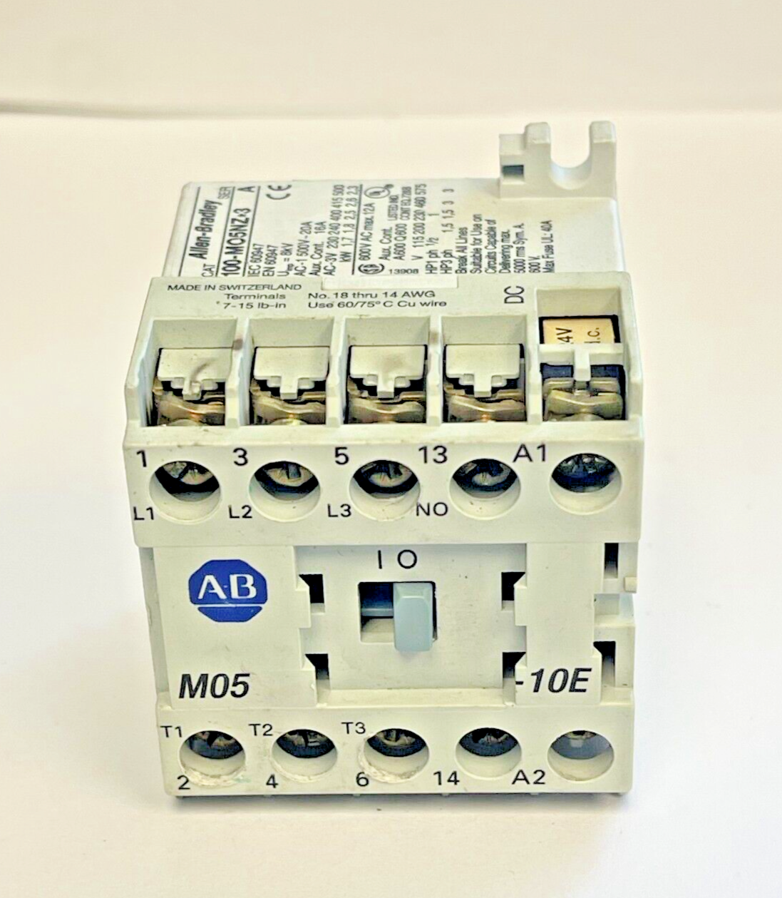 ALLEN BRADLEY - 100-MO5NZ*3 SER. A 24VDC COIL MOTOR STARTER CONTACTOR