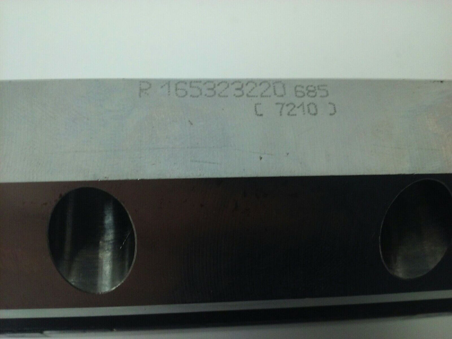 REXROTH MNR: R165323220 685 RUNNER BLOCK/ BAIL RAIL
