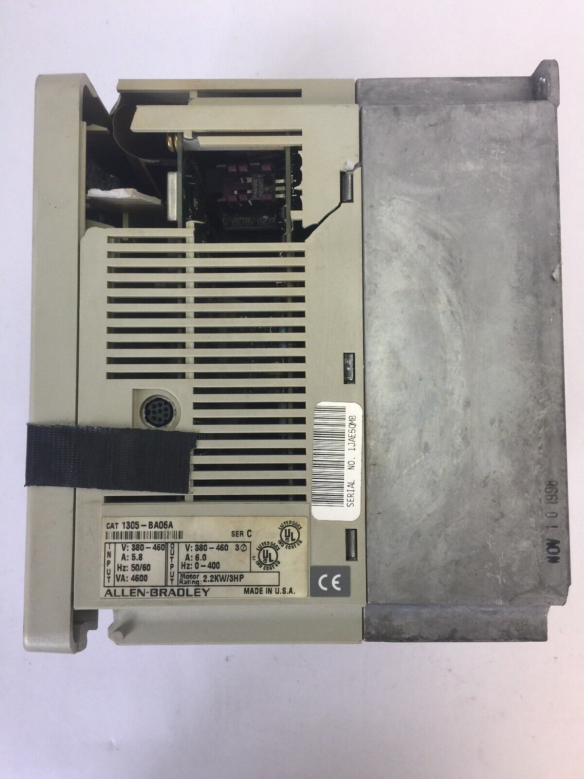 ALLEN BRADLEY 1305-BA06A AC DRIVE INPUT 380-460V 5.8A OUTPUT 380-460V 6.0A 3HP