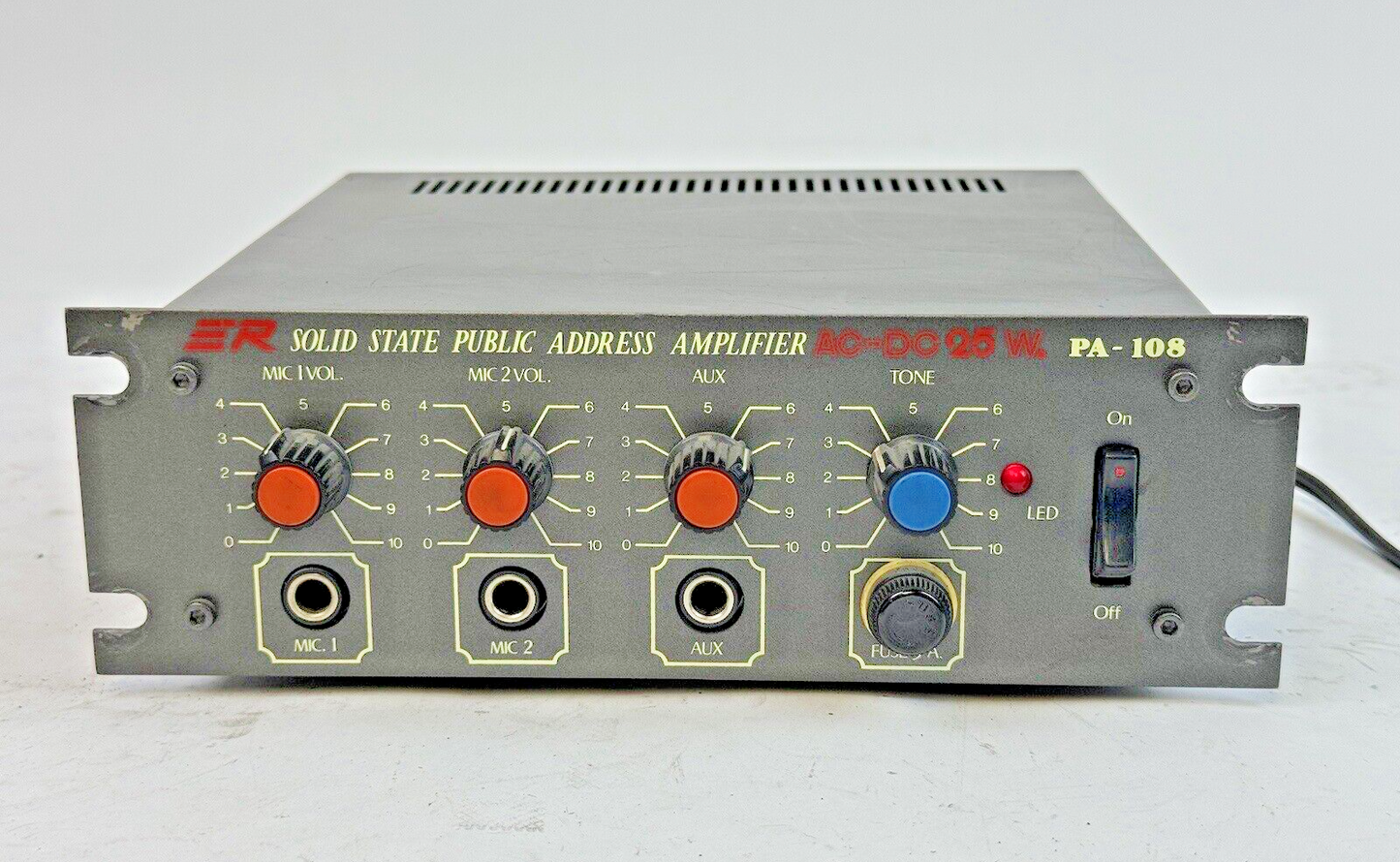 ER - AC-DC 25 W - SOLID STATE PUBLIC ADDRESS AMPLIFIER - PA-108