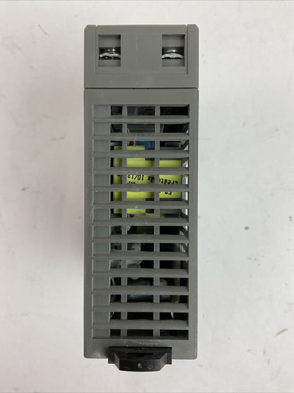 IDEC PS5R-VE24 POWER SUPPLY OUTPUT 24VDC 3.75A 90W INPUT 100-240VAC 1.1-0.6A