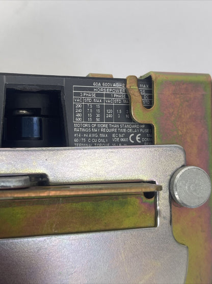 ALLEN BRADLEY 194RF-NJ060* DISCONNECT SWITCH SER A 600VAC 60A LPJ-60SP FUSES 60A