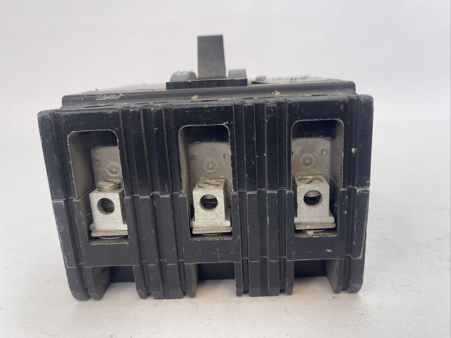 SQUARE D FH36015 CIRCUIT BREAKER 15AMP 600VAC 250VDC 3POLE