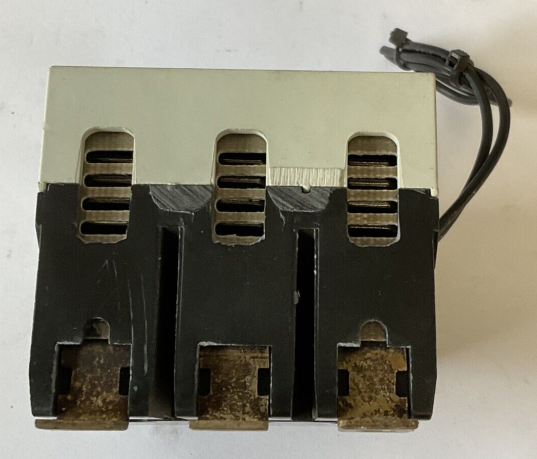 WESTINGHOUSE GDB 14K CIRCUIT BREAKER 15A 480VAC 3POLE 50/60HZ GDB3015DS1