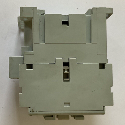 ALLEN BRADLEY 100-C12*400 CONTACTOR SER.A 600VAC 25A