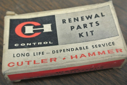 CUTLER-HAMMER 6-132-4 CONTACTS SET / NEW SURPLUS