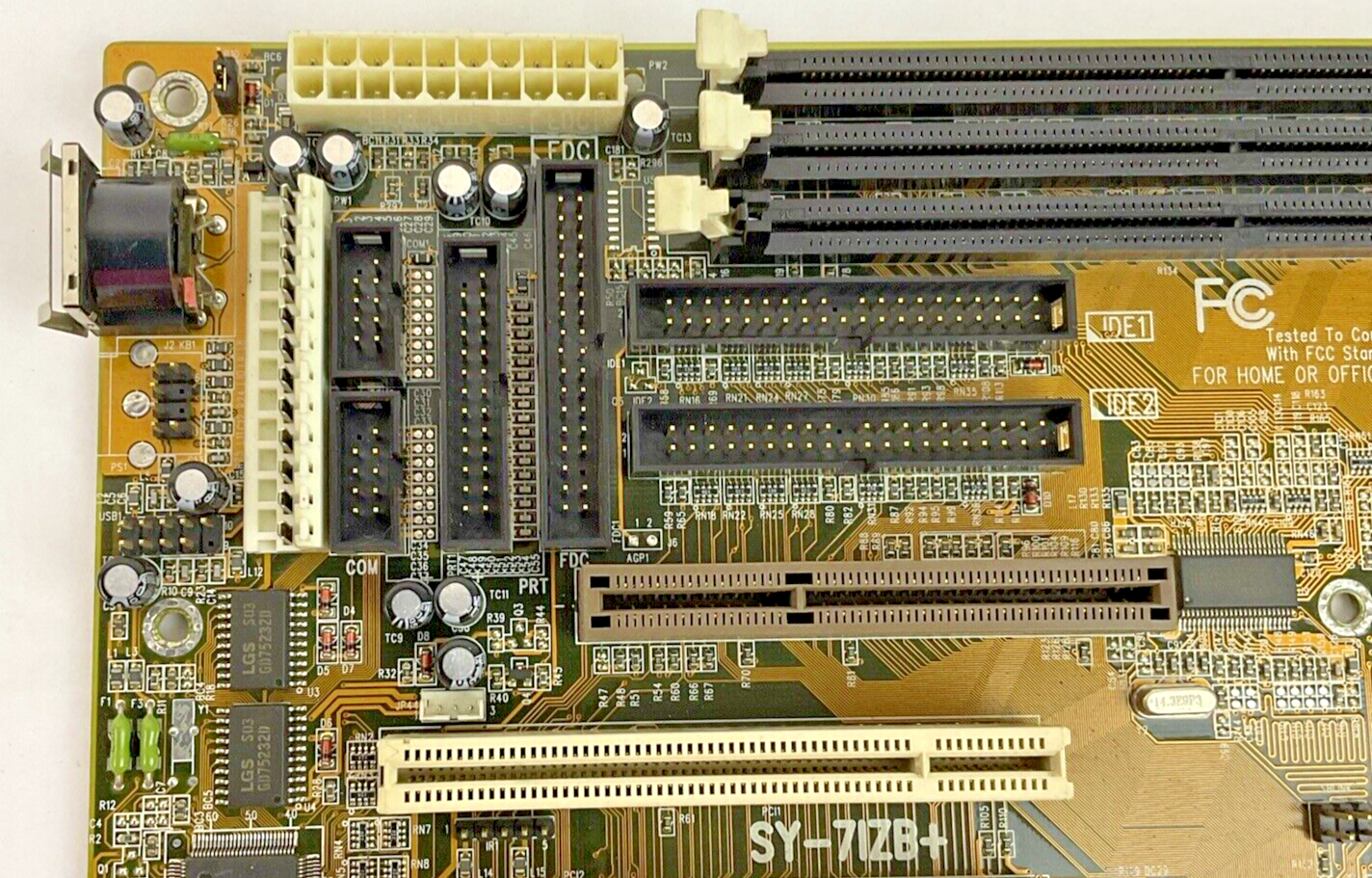 SOYO SY-71B+ MOTHERBOARD