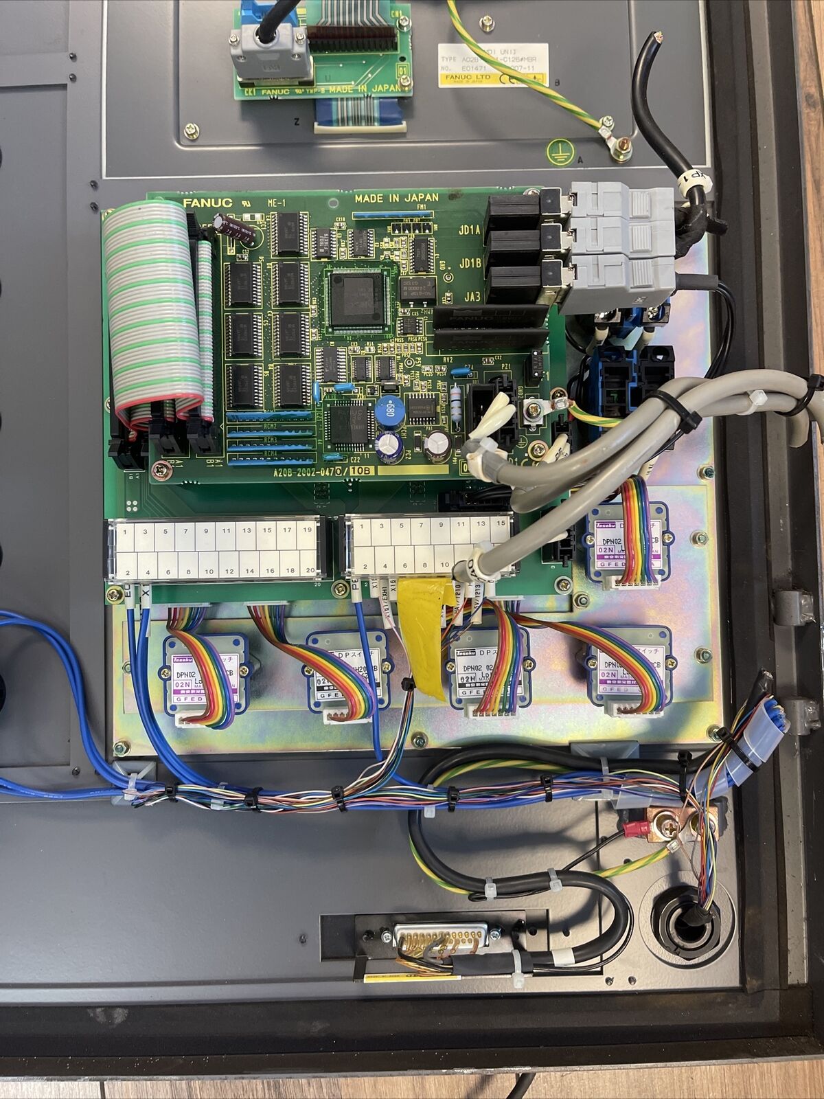 FANUC CONTROL PANEL A02B-0281-B503 CONTROL DISPLAY PANEL A02B-0281-C126 KEYBOARD