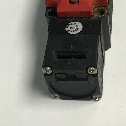 STI TL4019-30243 SAFETY SWITCH SER.-NR.EE 0040